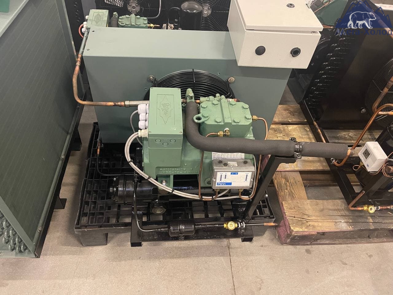 Компресорно-конденсаторний агрегат Bitzer 2FES-2.0Y