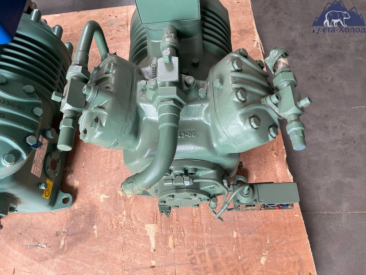 Компресор Bitzer S4N-8.2Y двохступеневий
